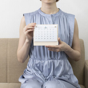 SB-318　木のぬくもりカレンダー 4